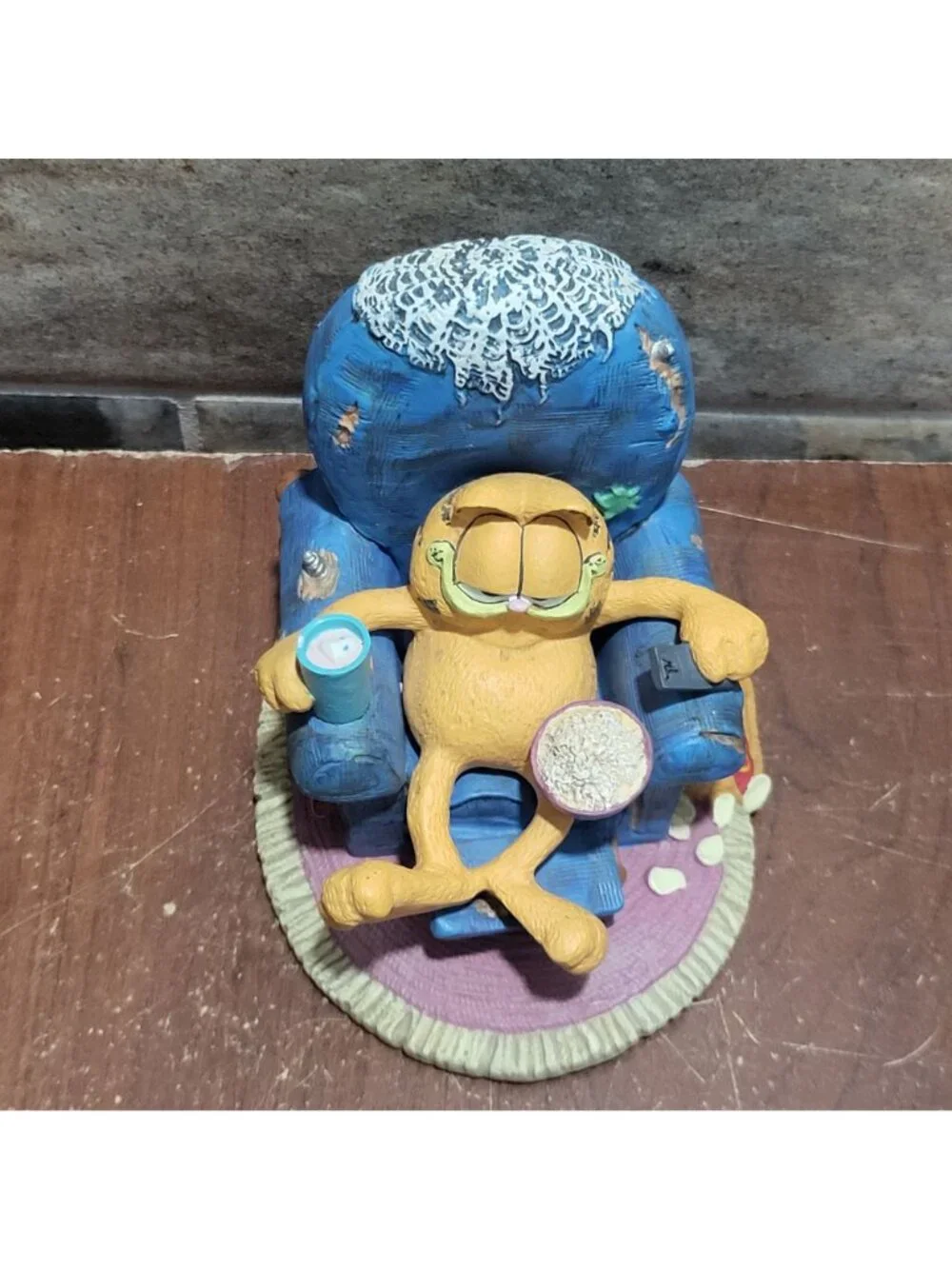 Vintage Danbury Mint Garfield Figurine Sittin Pretty 1992